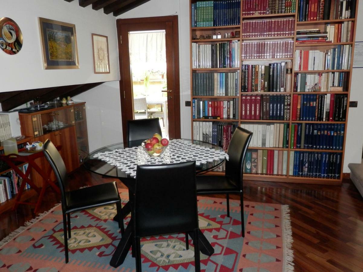 Casa Ferrari Appartamento Verona Sanificato Ozono المظهر الخارجي الصورة